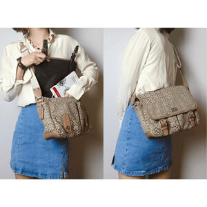 Coach Signature Canvas & Leather Messenger Bag F70283